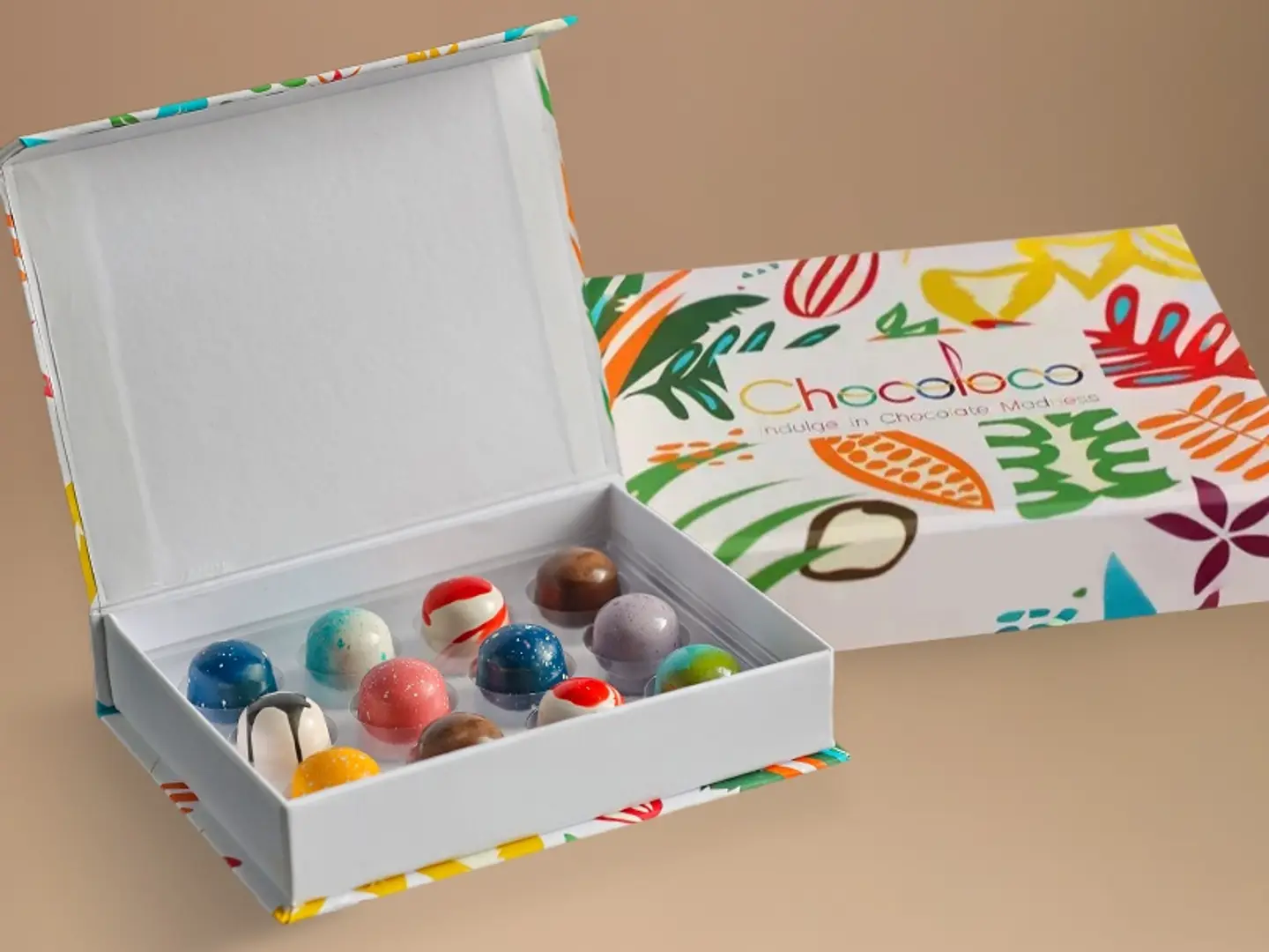 صندوق شوكولاتة ملون 12 قطعة