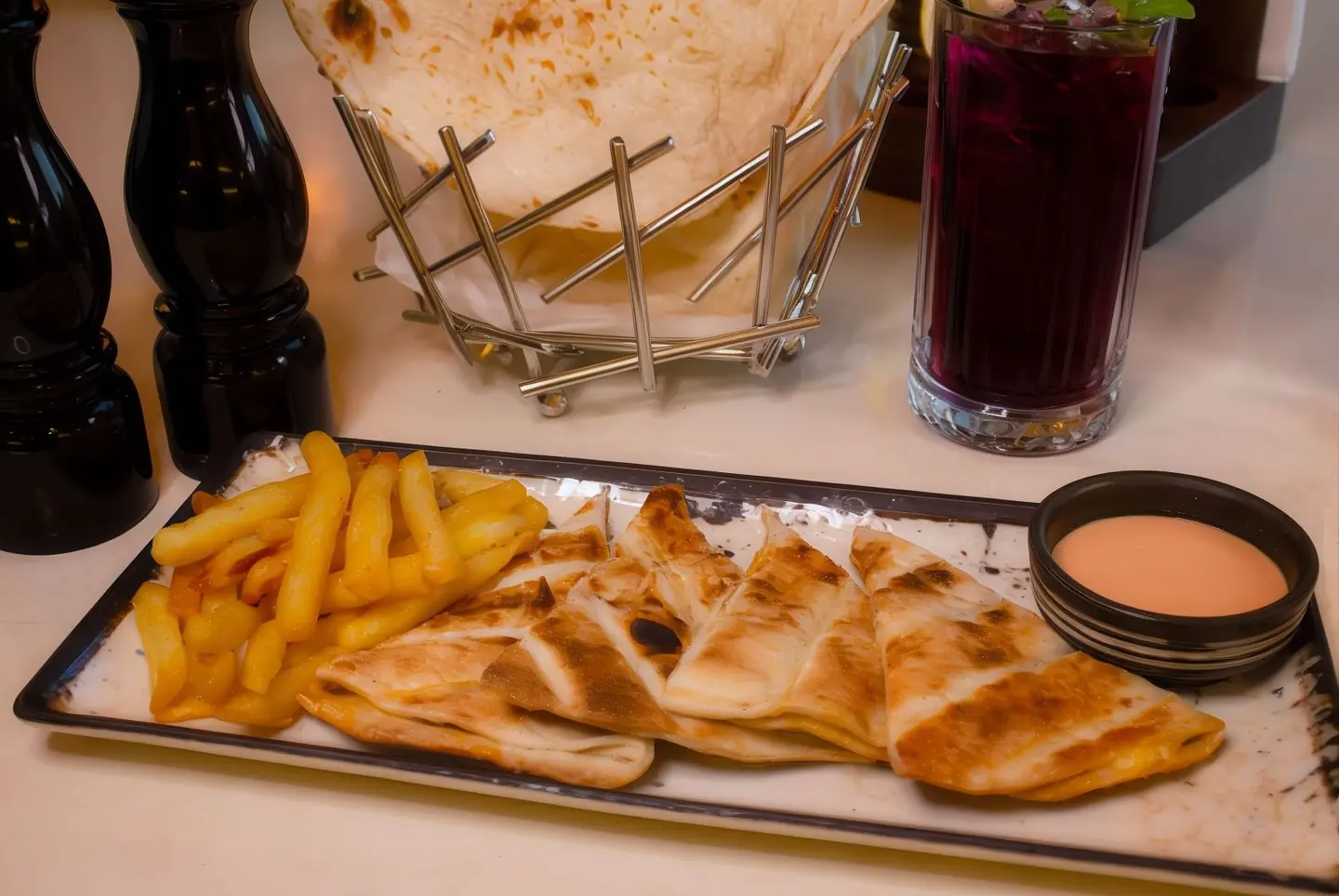 عرايس جبنة