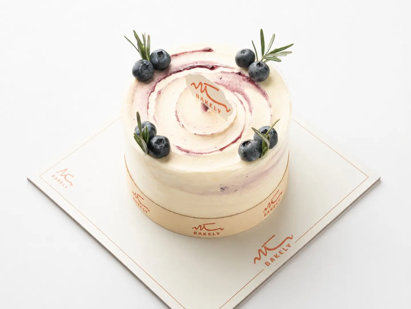 Vanilla Cake With Blueberries - Classic Size