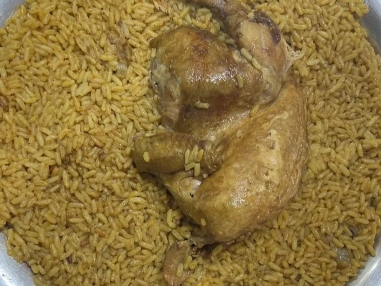 نصف حبه دجاج مضغوط