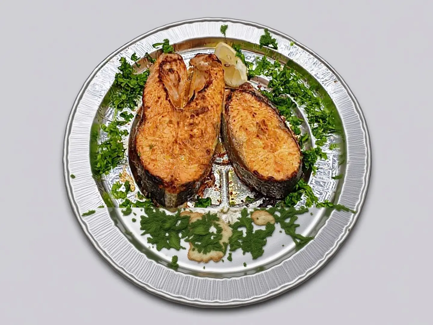 سالمون مشوي قطعتين