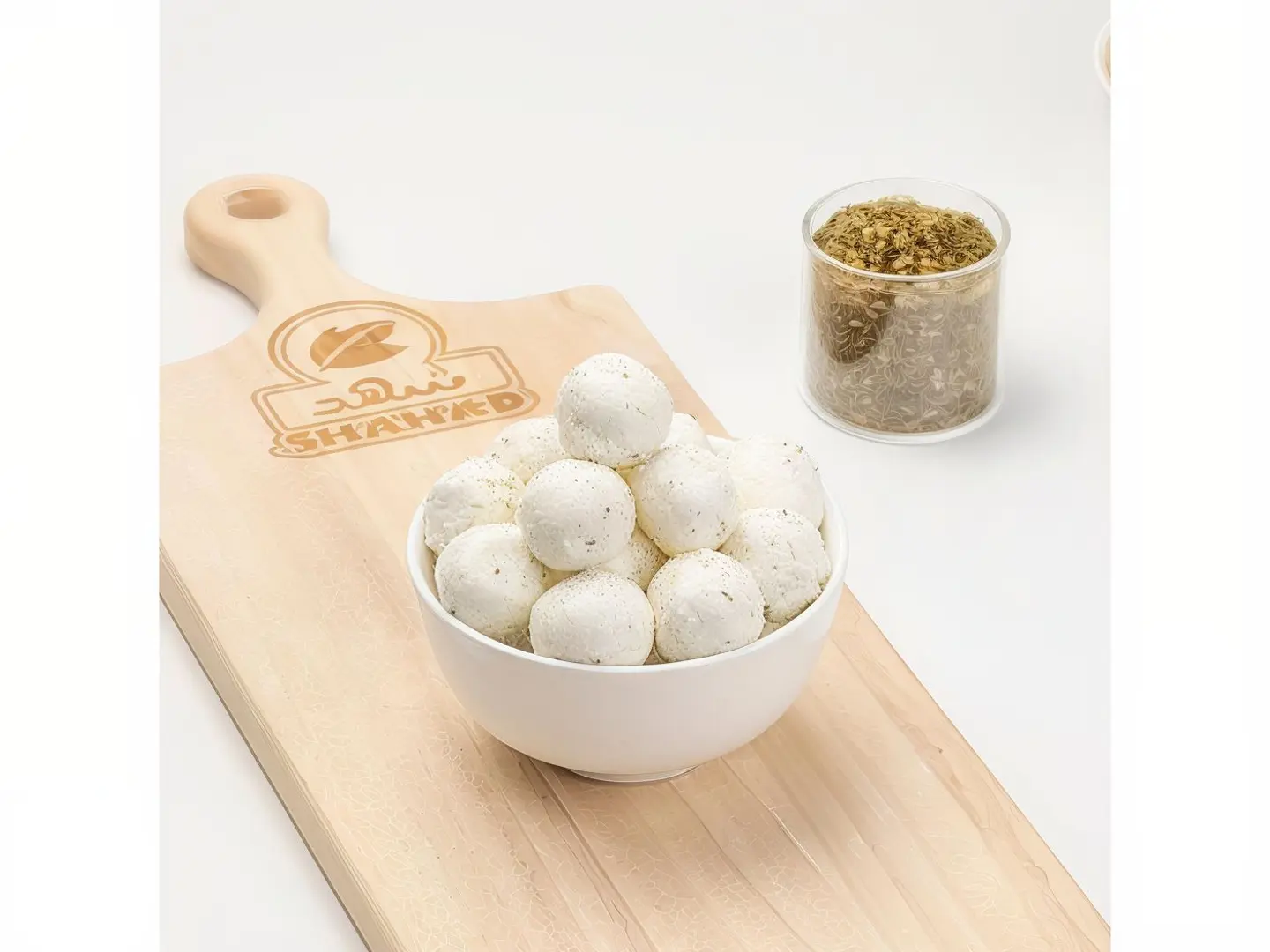 لبنة مكورة غنم جرشية بالزيت