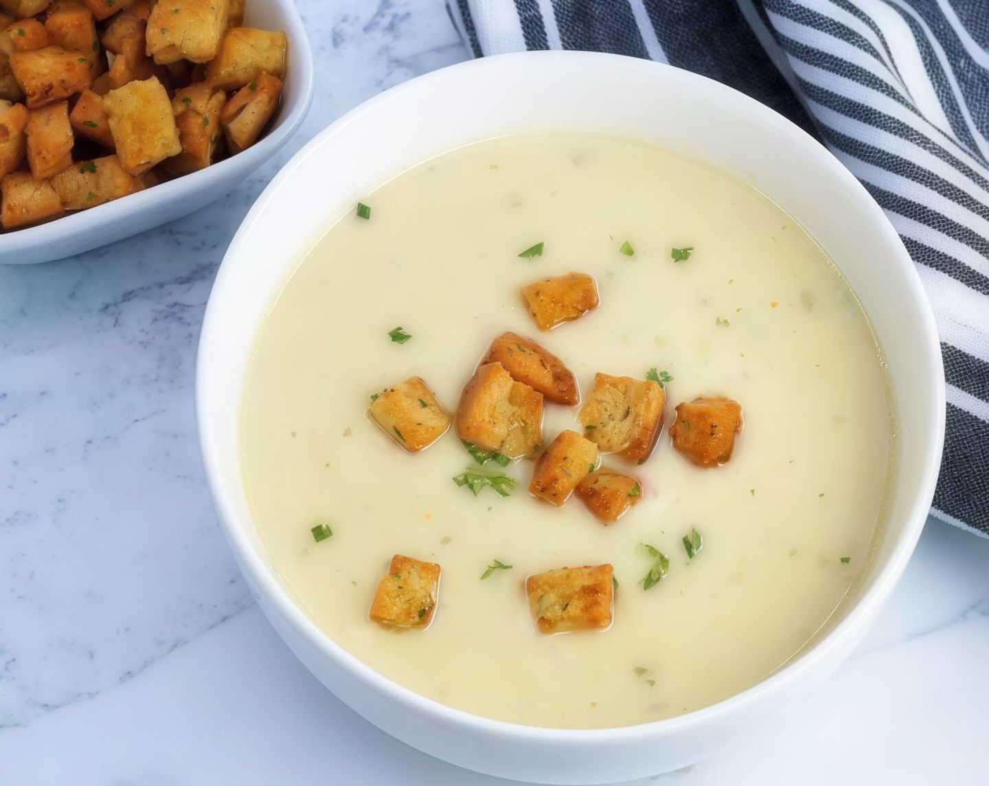 شوربة الدجاج