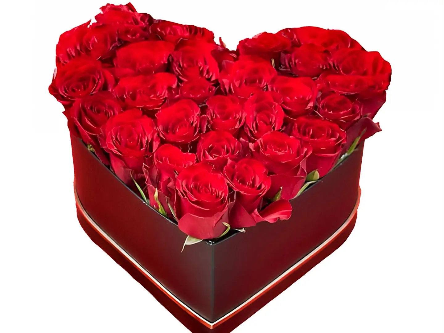 صندوق ورد أحمر على شكل قلب.