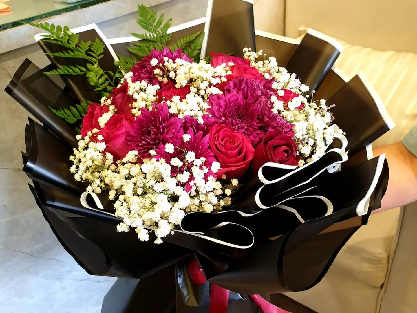 باقة ورد وخزامى مشكلة