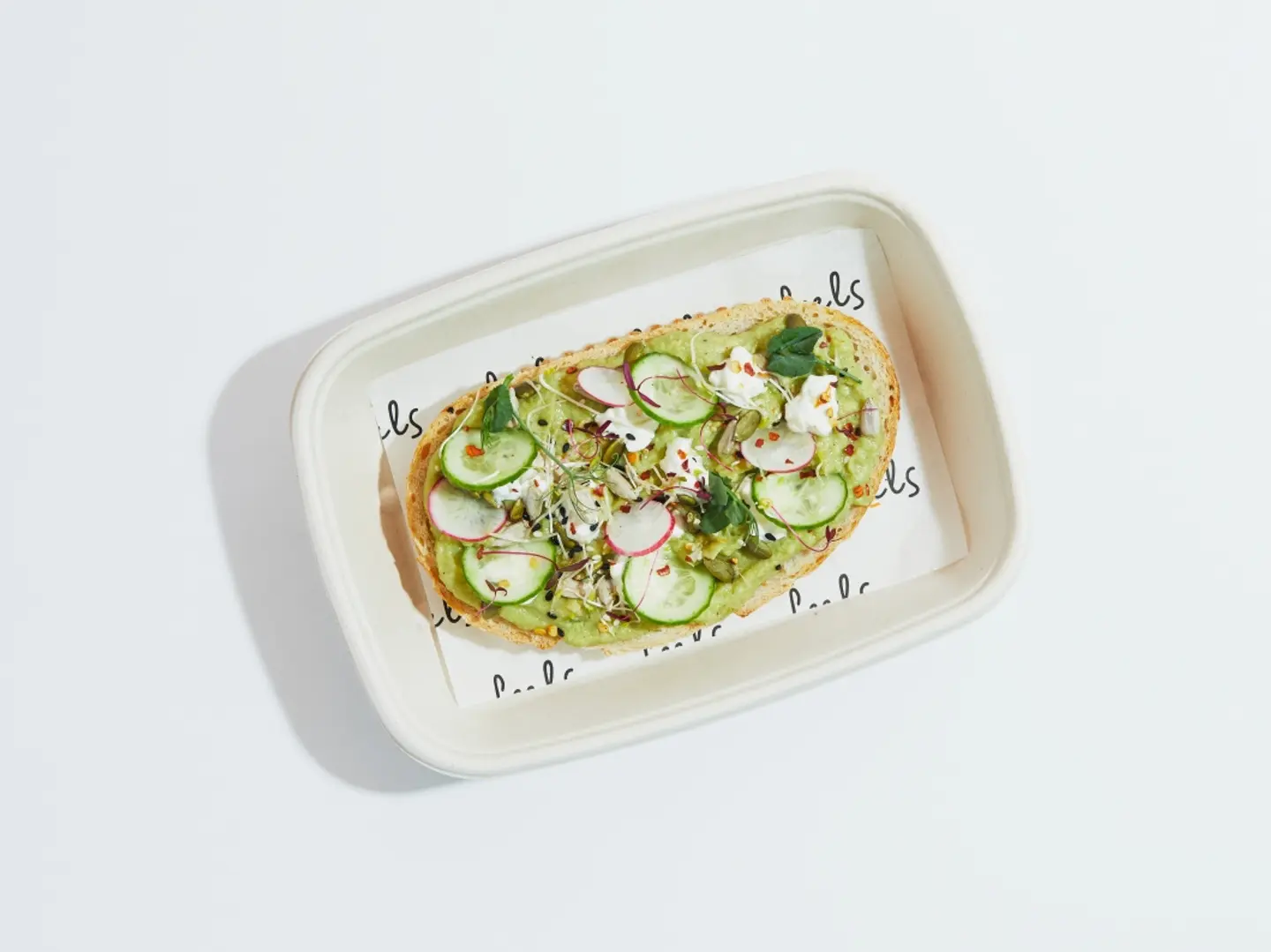 أفوكادو مهروس على توست