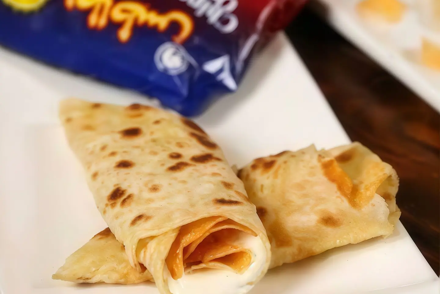 شباتي بطاطس عمان مع الجبن