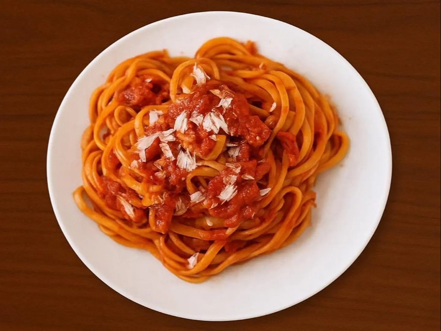 Fettuccine Pasta With Italian Sauce