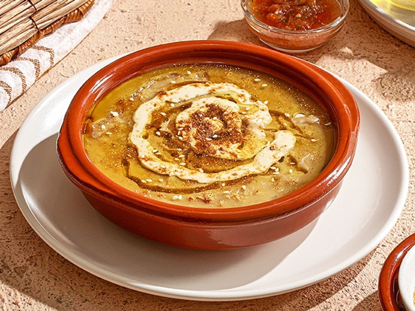 علبة عدس صغيرة