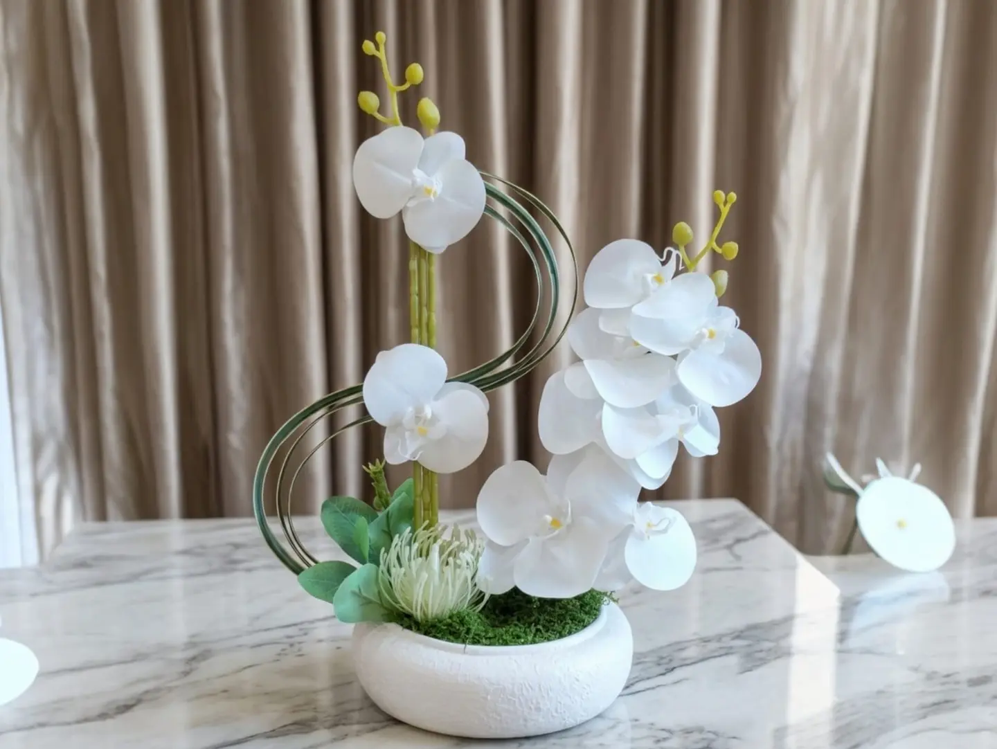 Vase 102