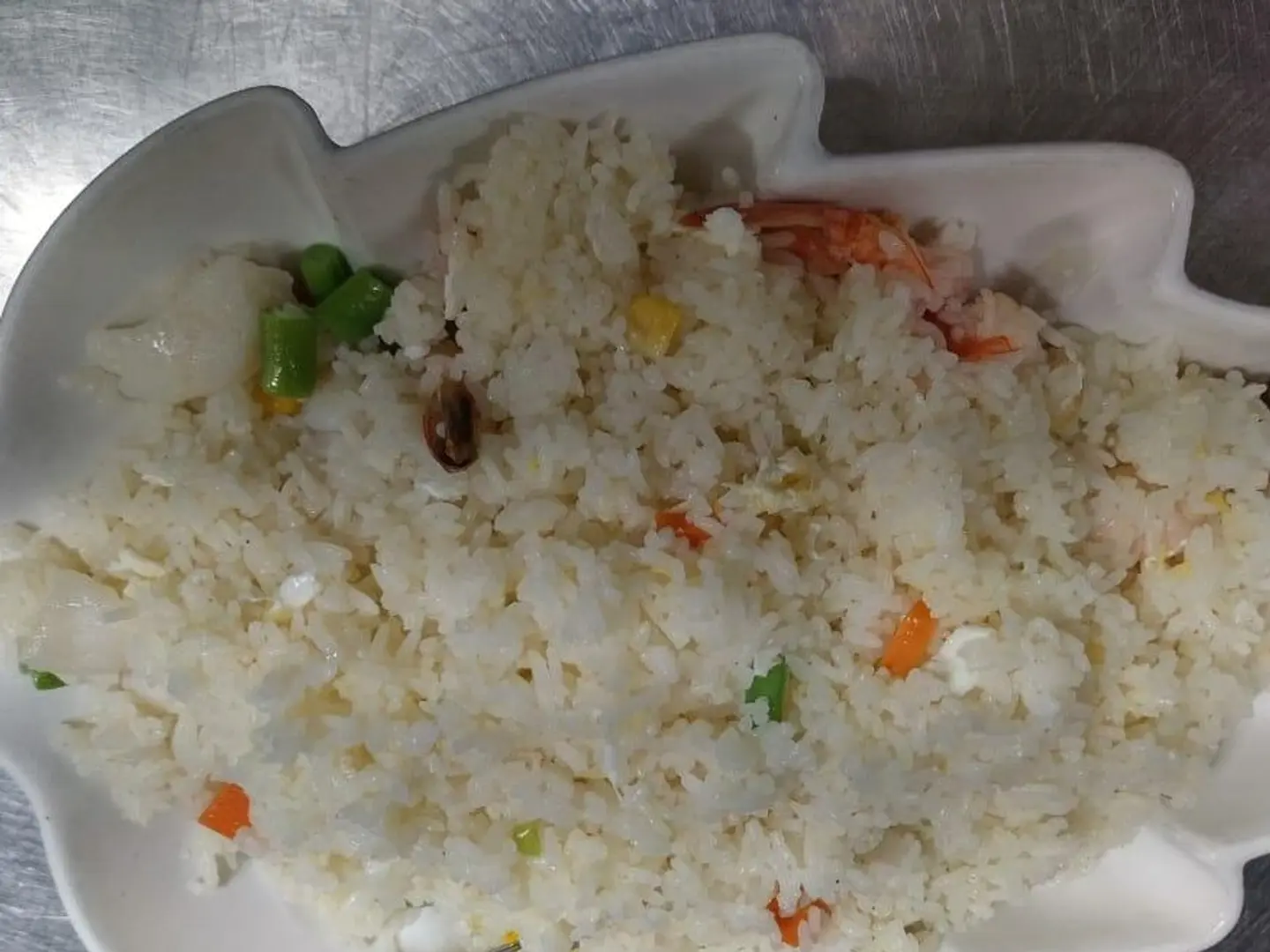أرز بالمأكولات البحريه كبير