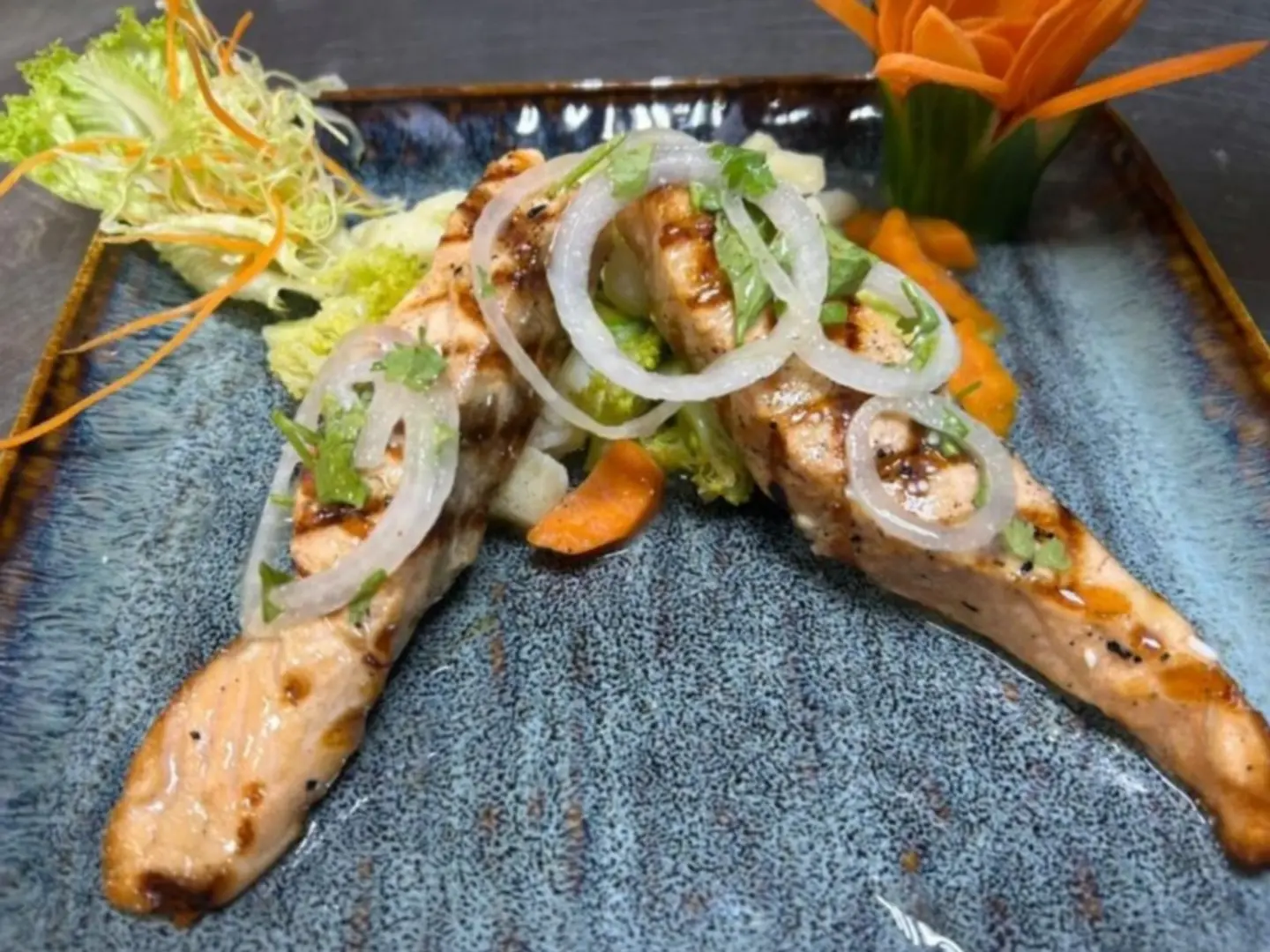 Salmon With Chili And Lemon