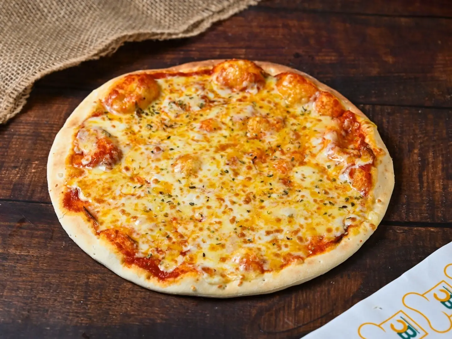 بيتزا مارجريتا لارج