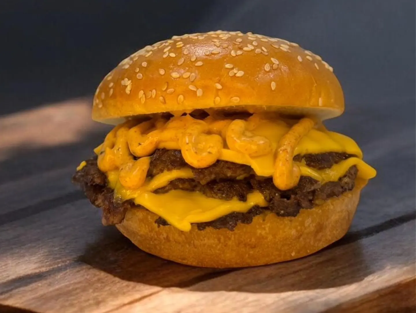 Triple Beef Burger Xo