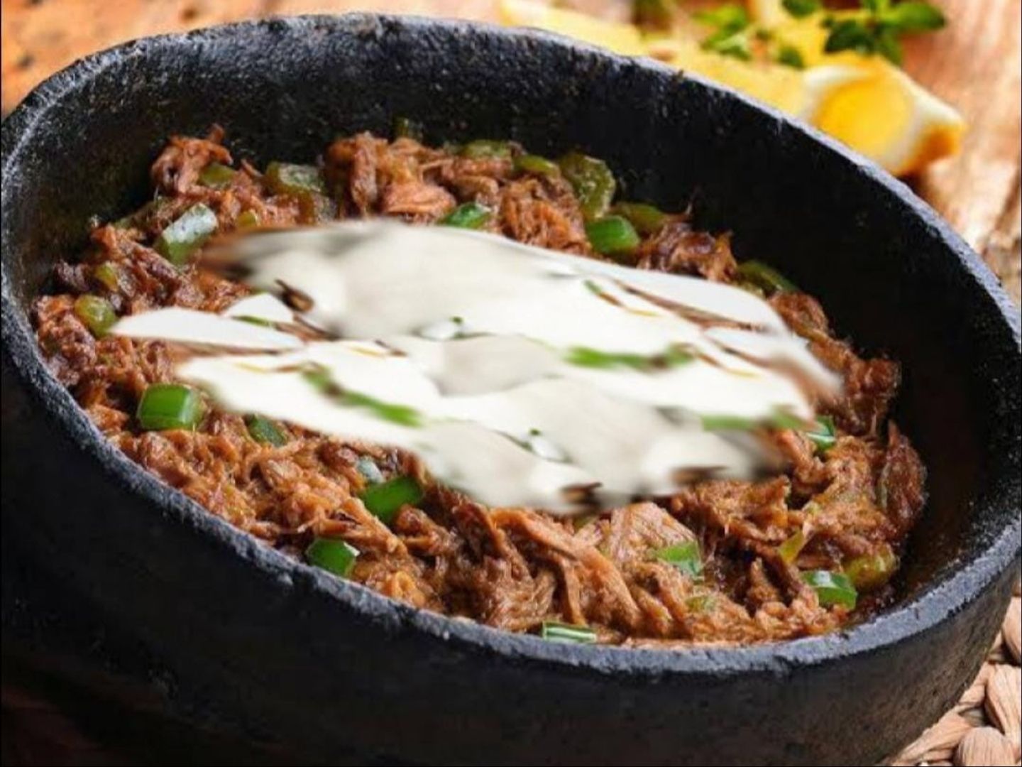 مجنونة