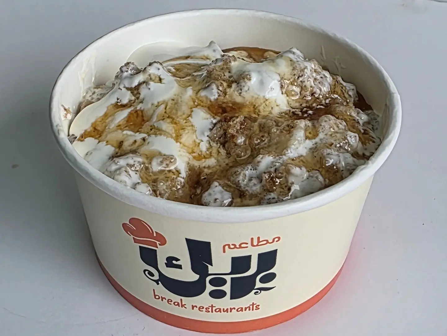 معصوب قشطة وعسل كبير