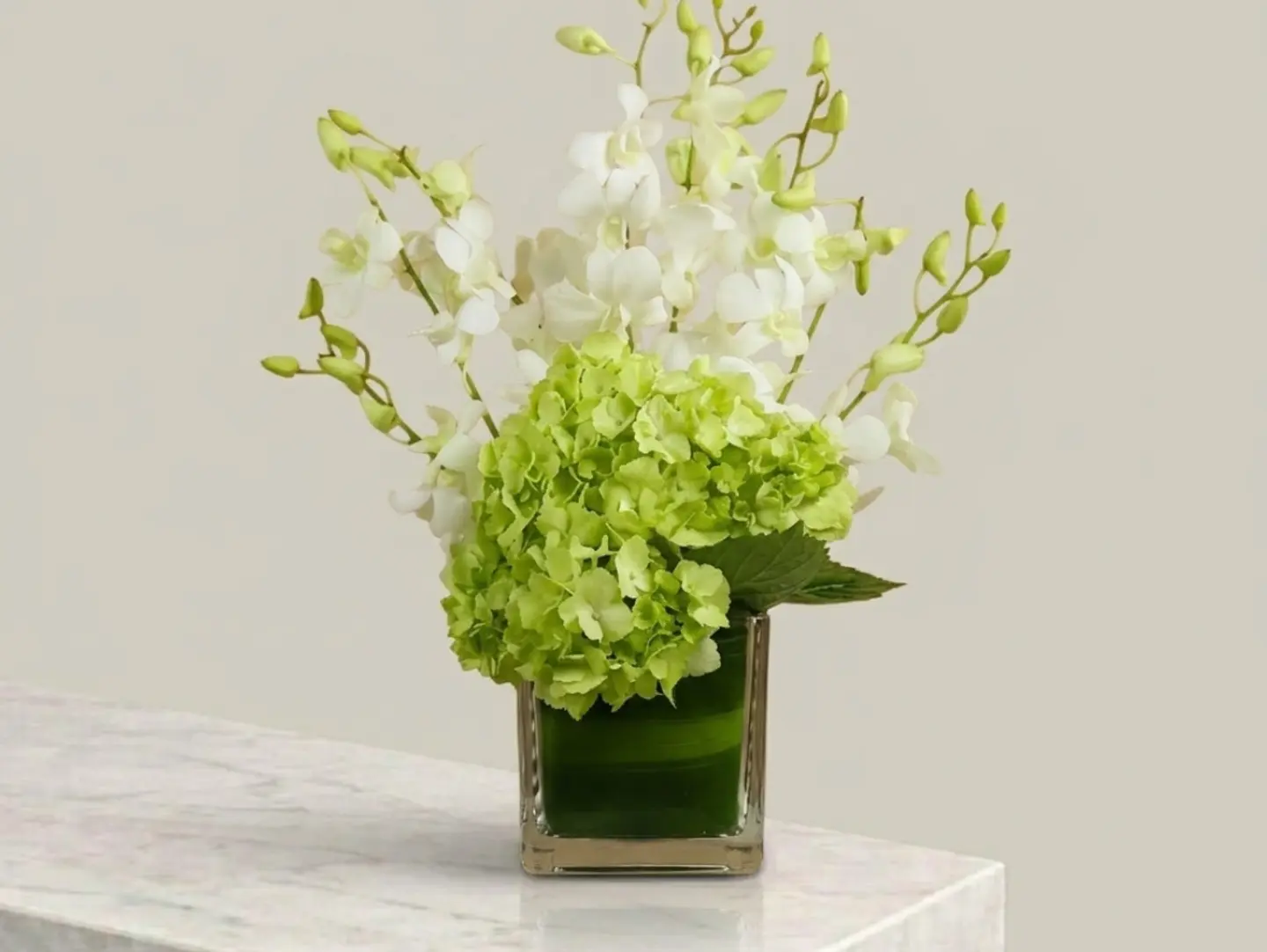 Pure Breeze Vase