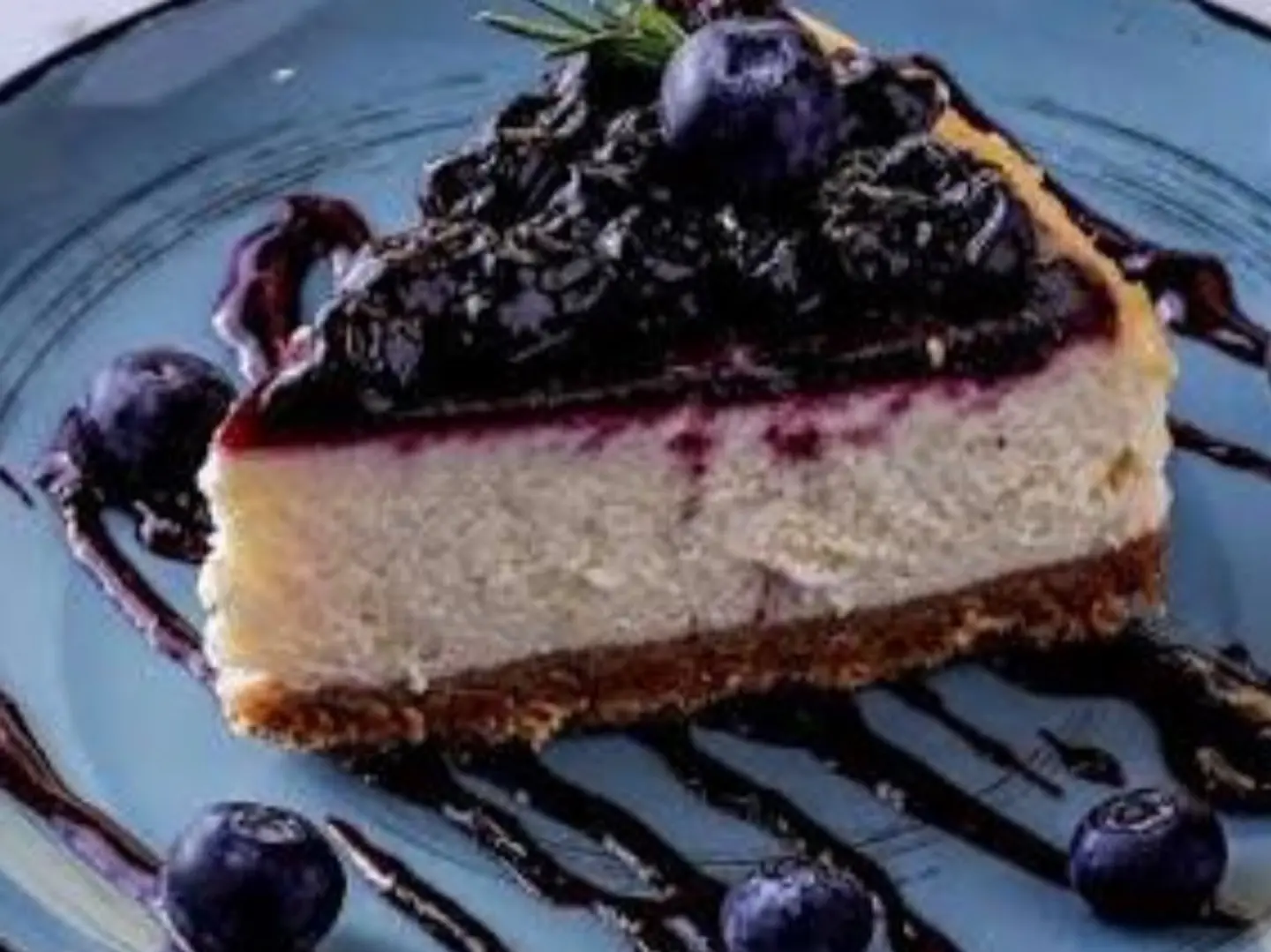 شيز كيك التوت