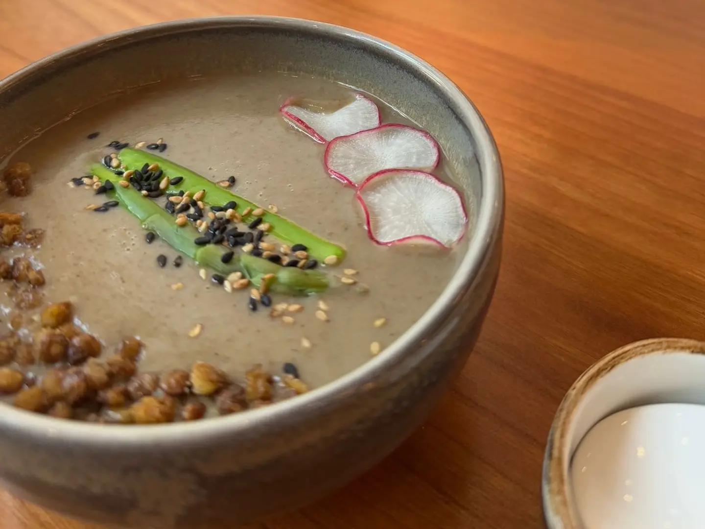 حساء العدس ميسو