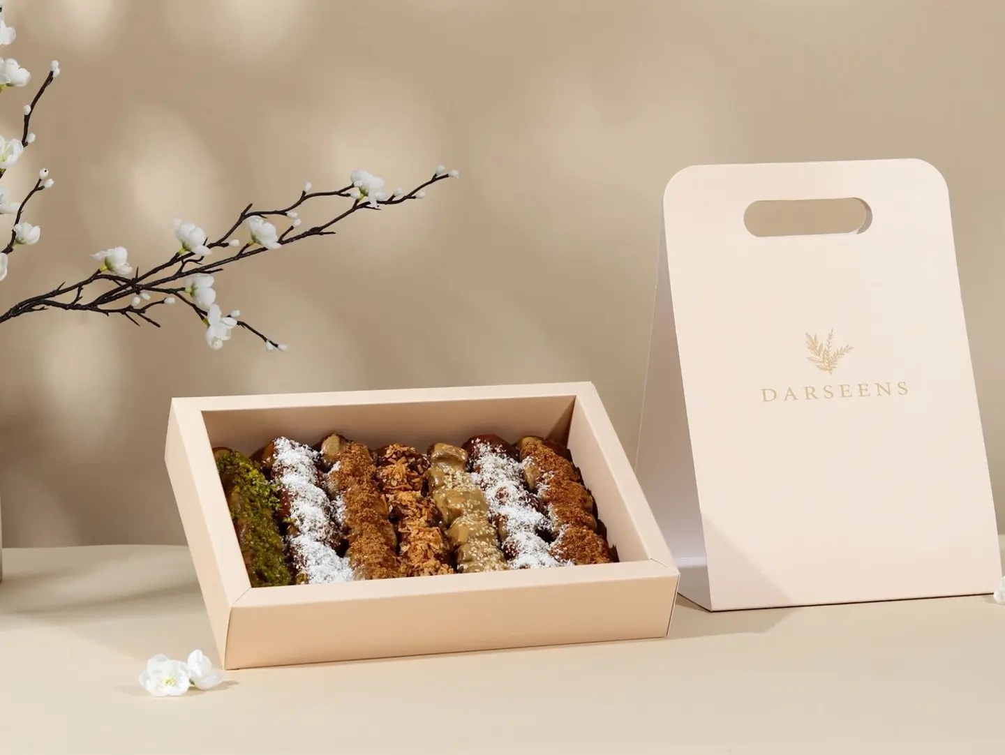 بوكس تمر محشو