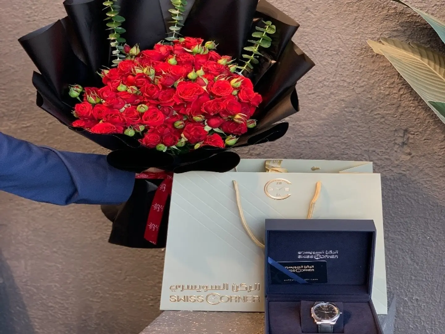 ساعه رجاليه من الركن السويسري