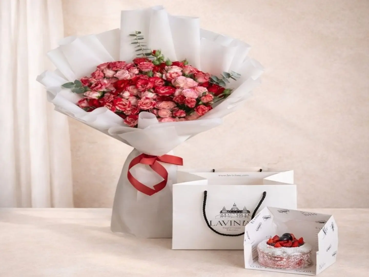 - بوكية ورد وكيكة لافيفان