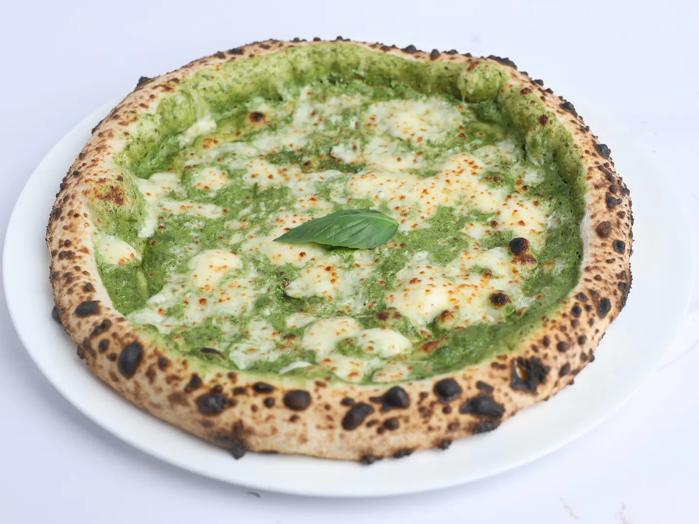 بيتزا بيستو