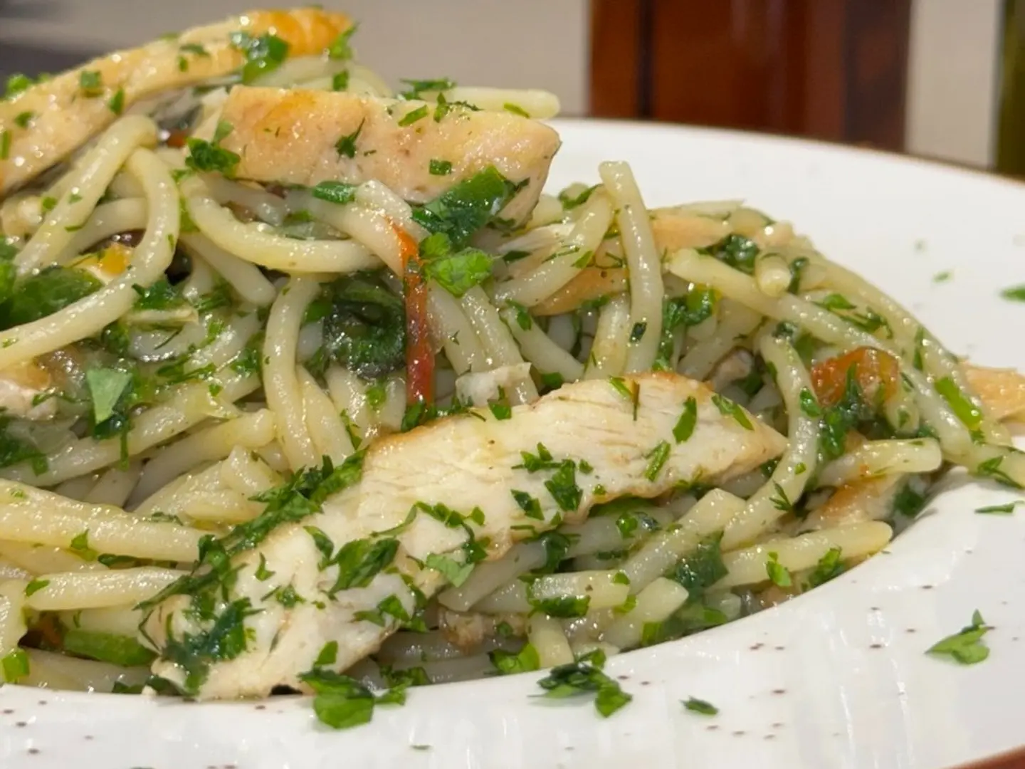 سباغيتي اوليو تشيكن