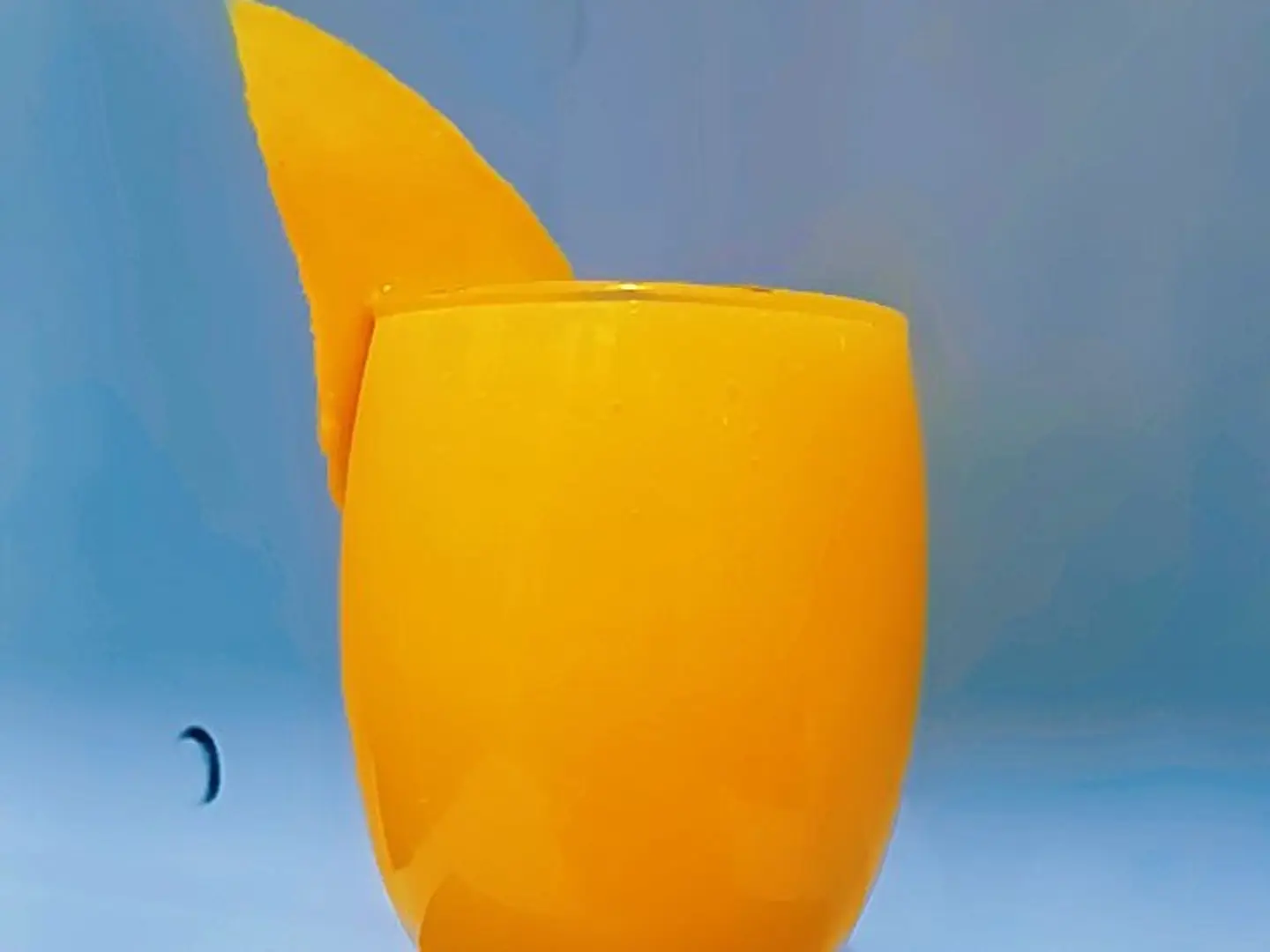 مخفوق المانجو بالحليب