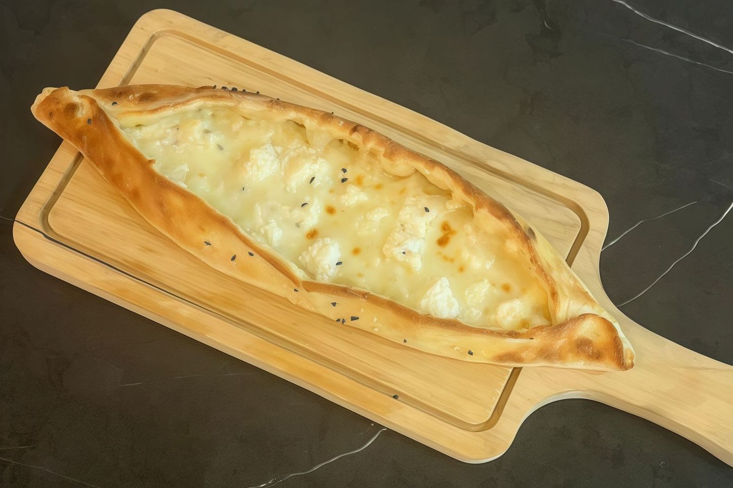 عكاوي مع موزيريلا