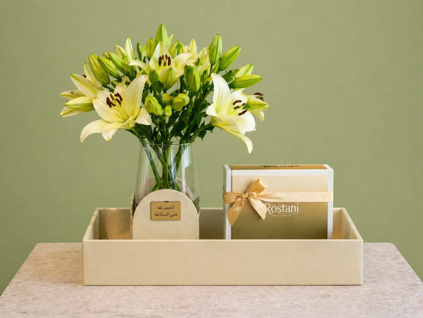 Lily Vase With Bostani Chocolate
