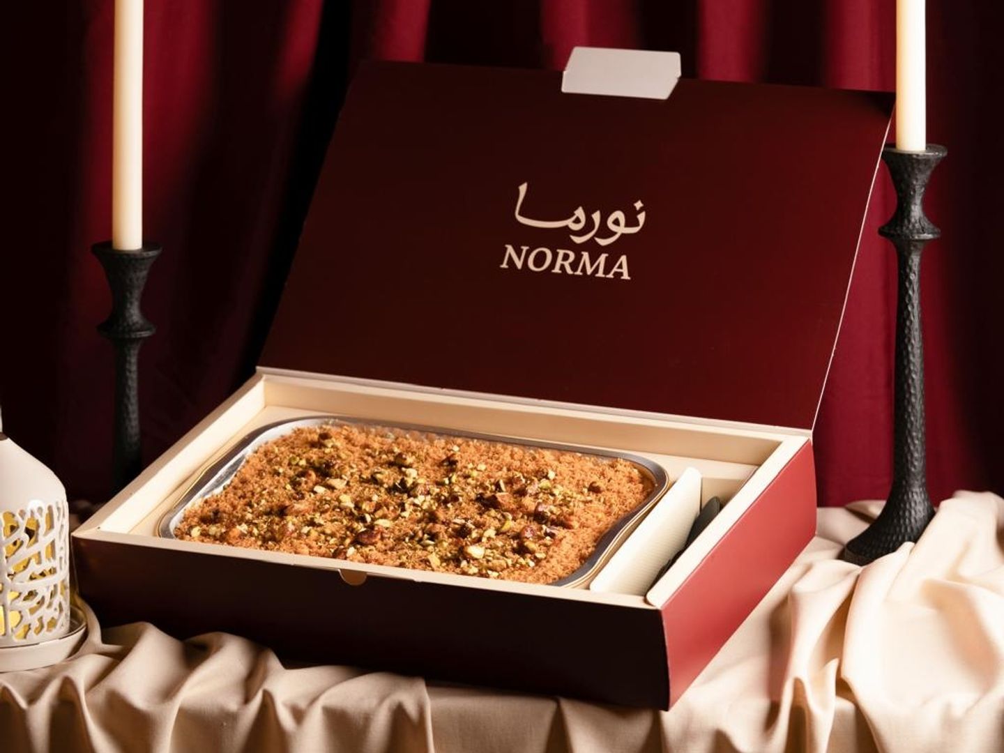 Family Box Half Moon Tiramisu