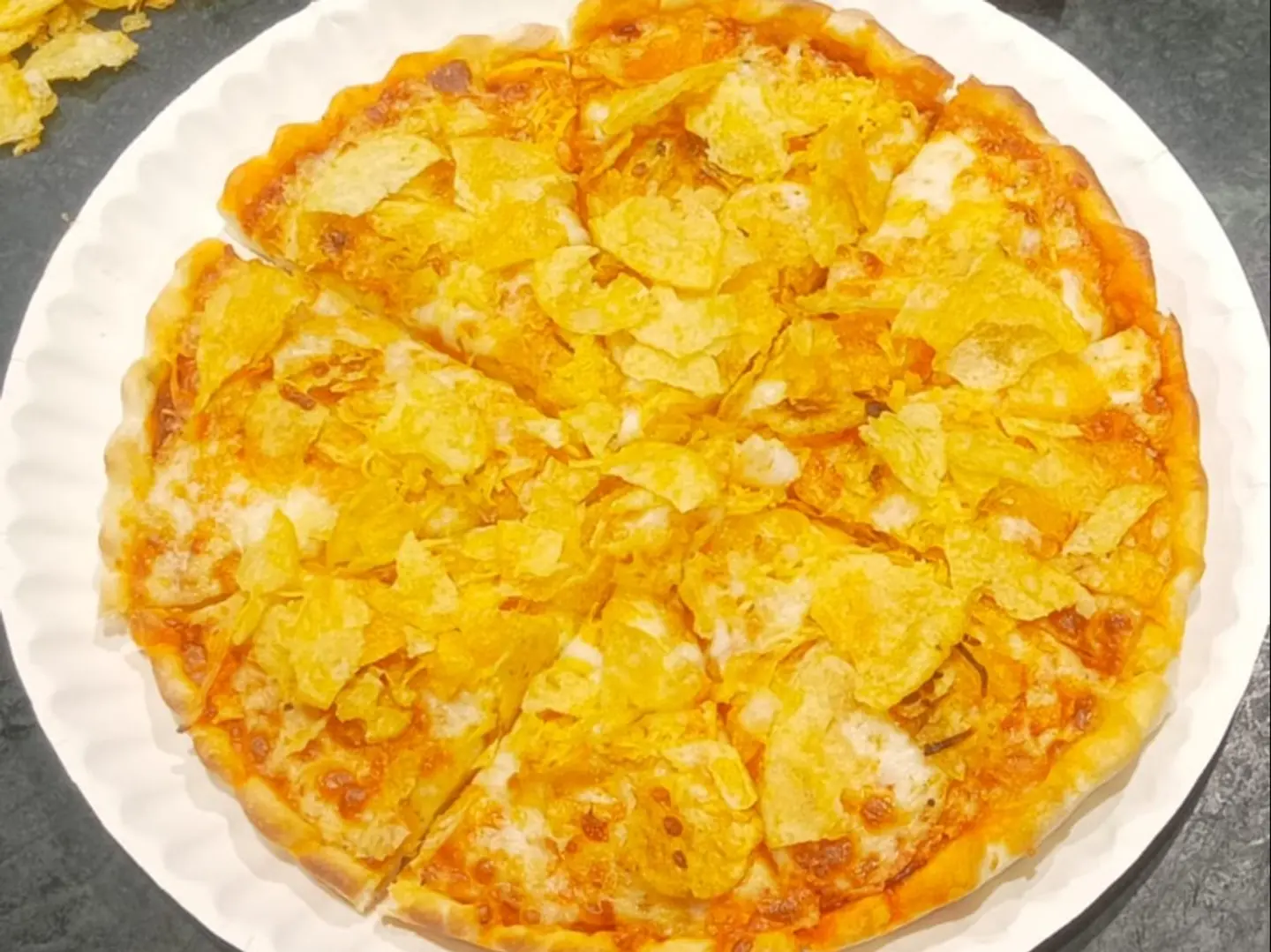 بيتزا ليز وسط