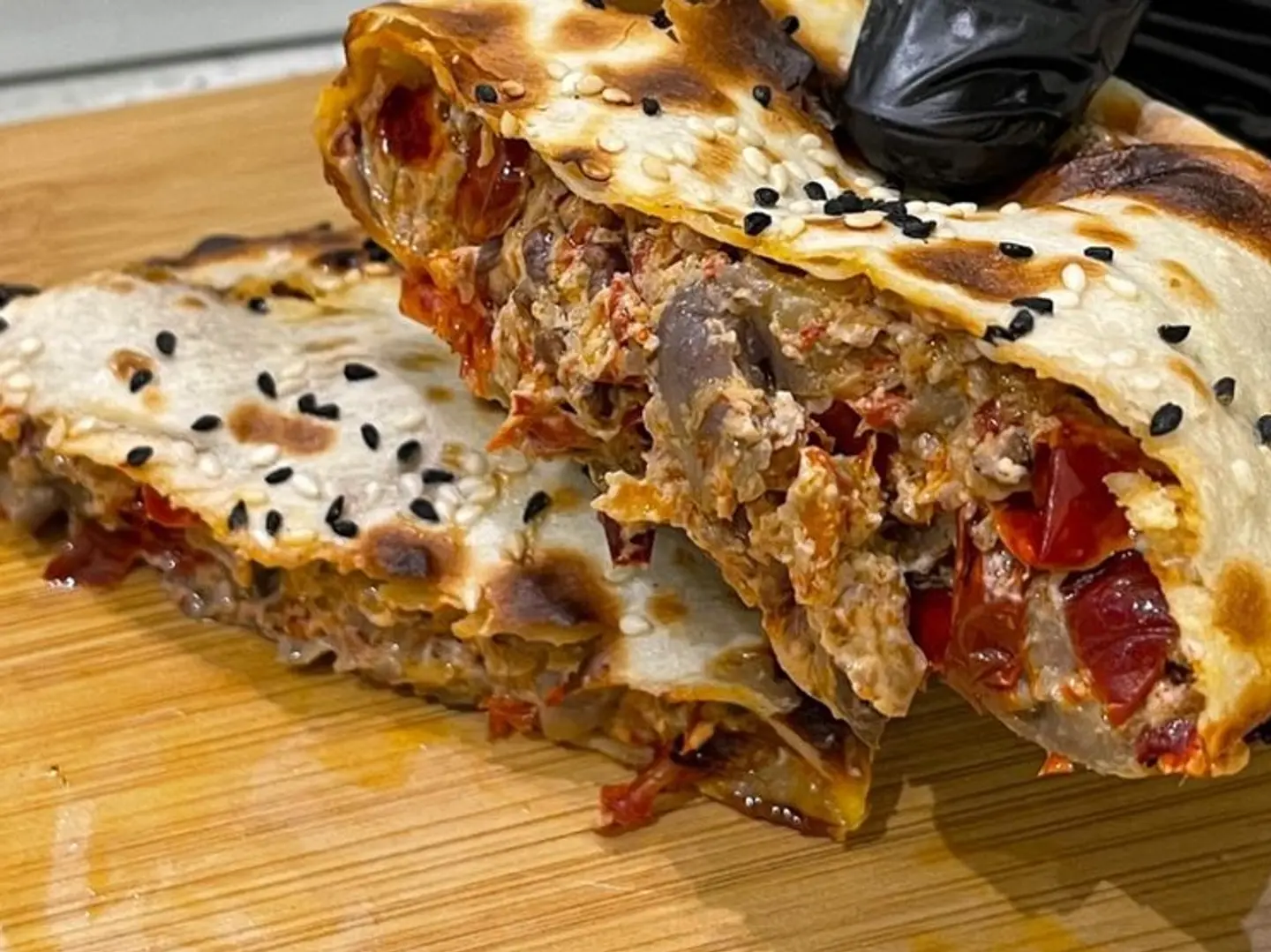 مدوره مكدوس