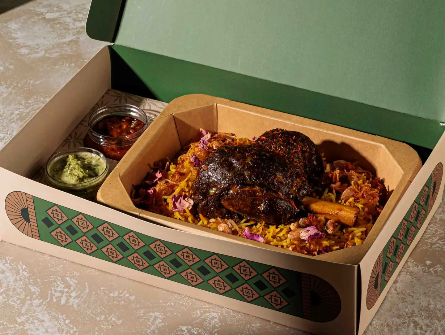 Le Sultan ( Lamb Ouzi )