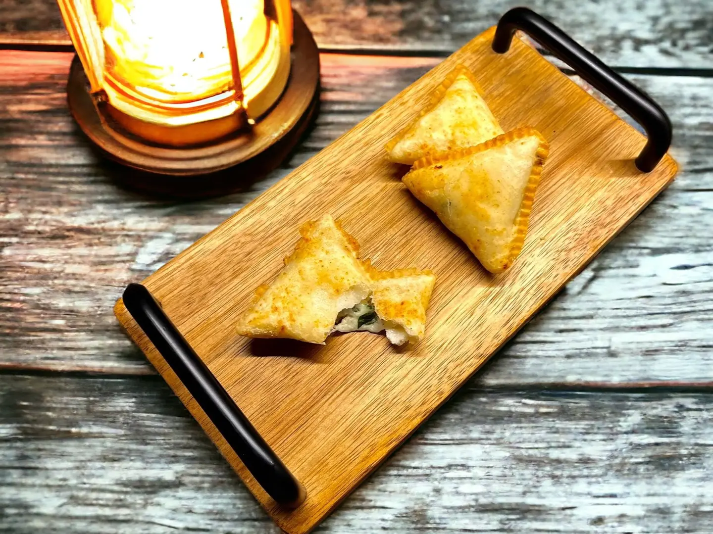 سمبوسة جبنة مجمدة