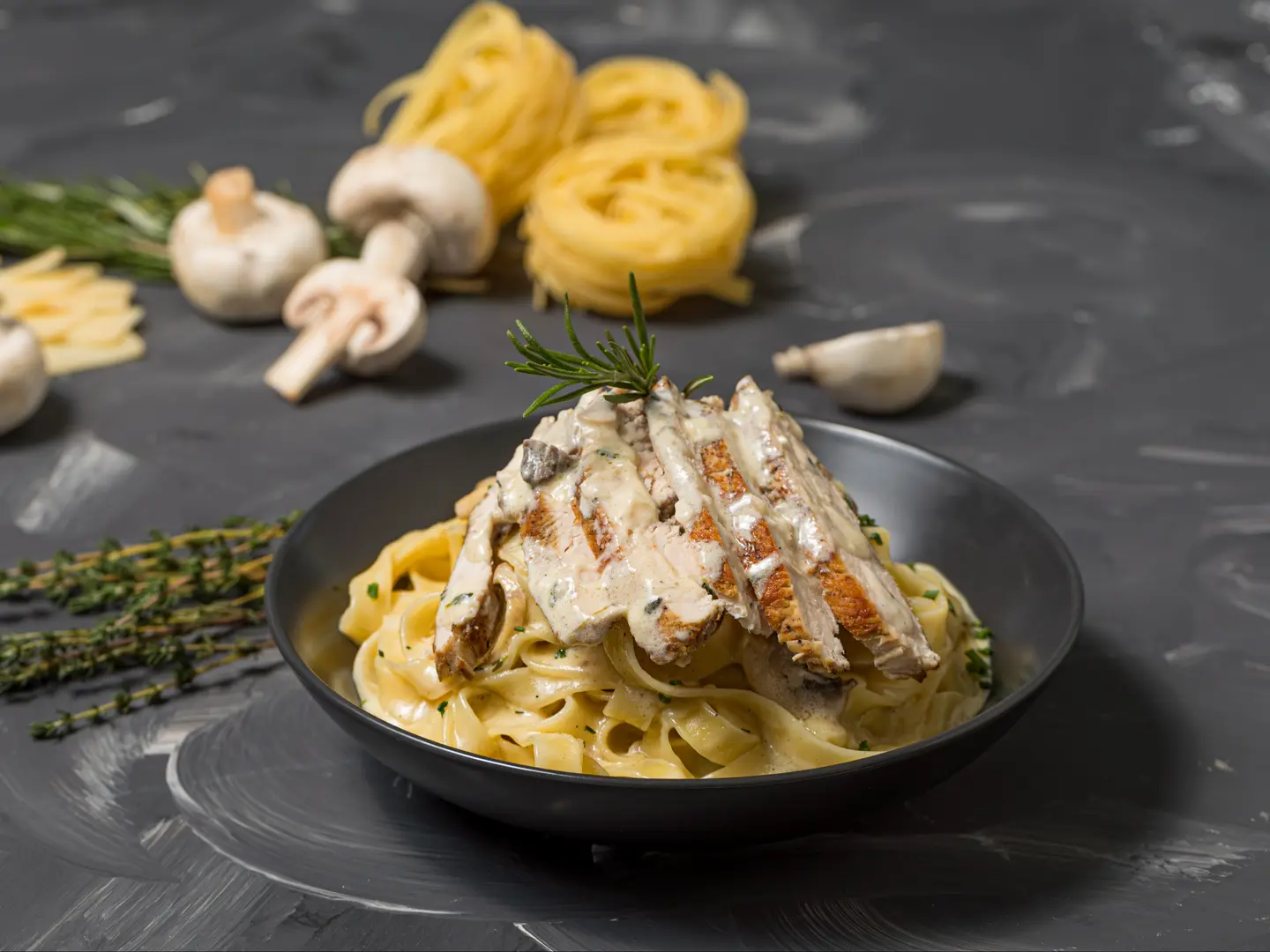 Fettuccine Alfredo