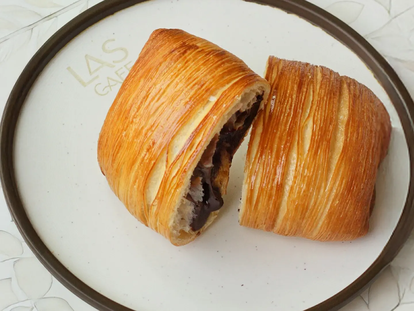 كرواسون الشوكولاتة