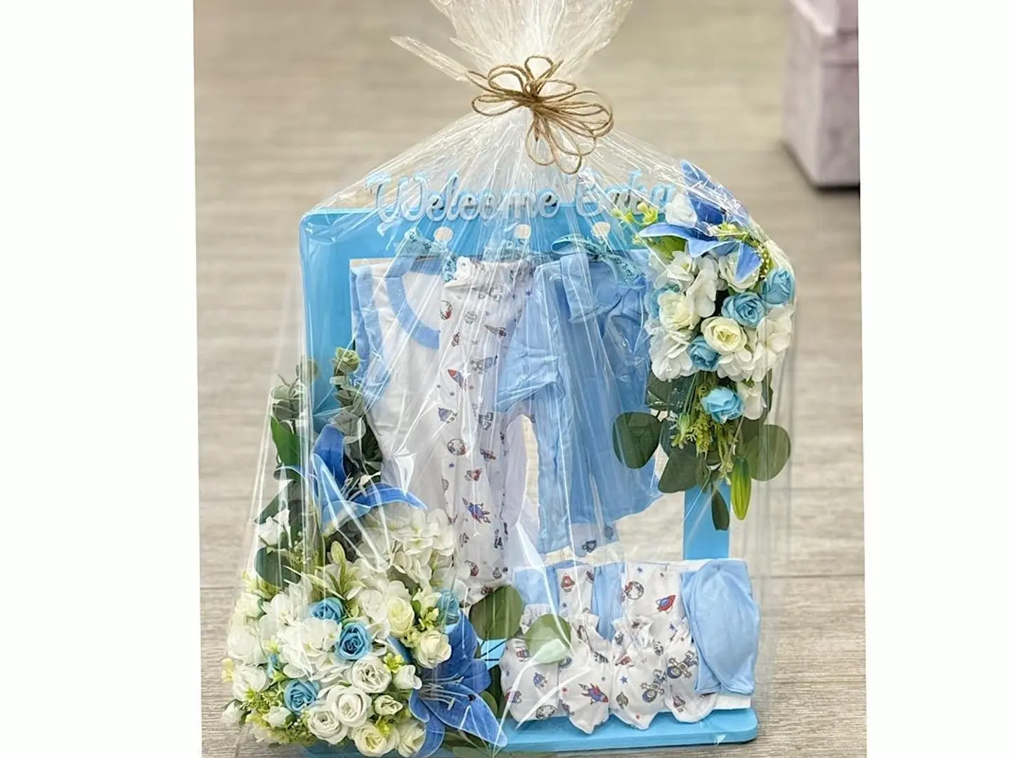 استاند طقم مولود