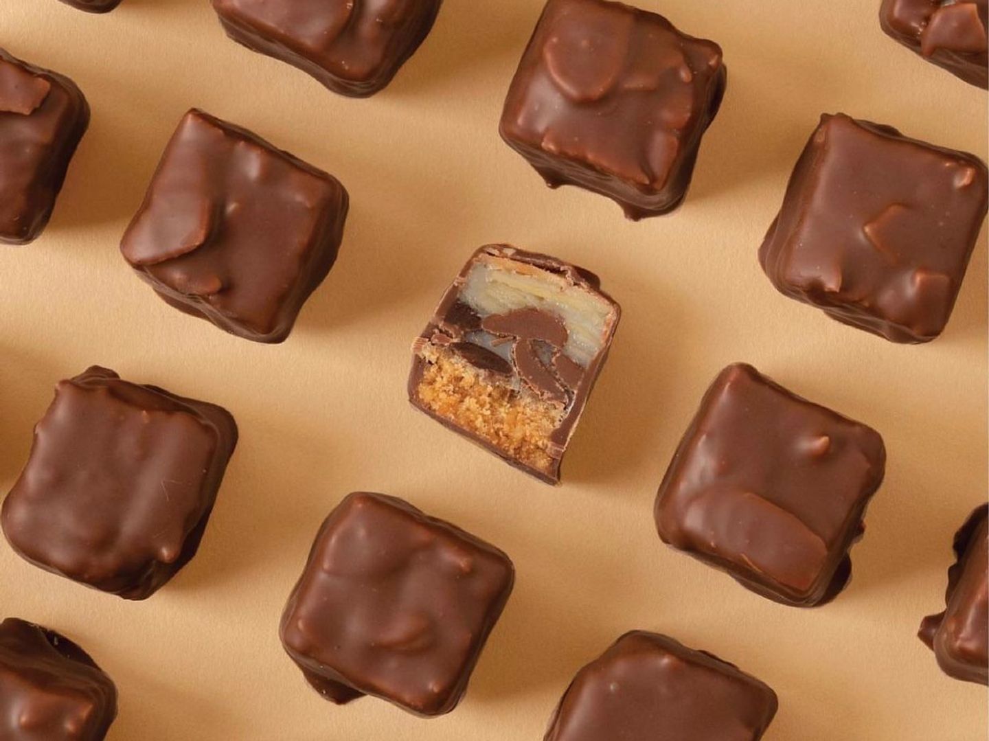 Almond Bites