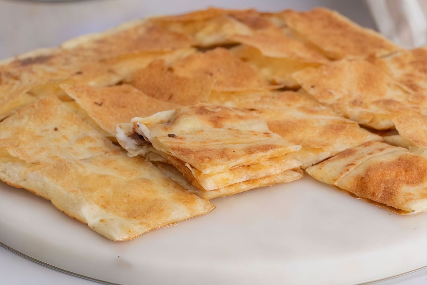 مطبق قشطة