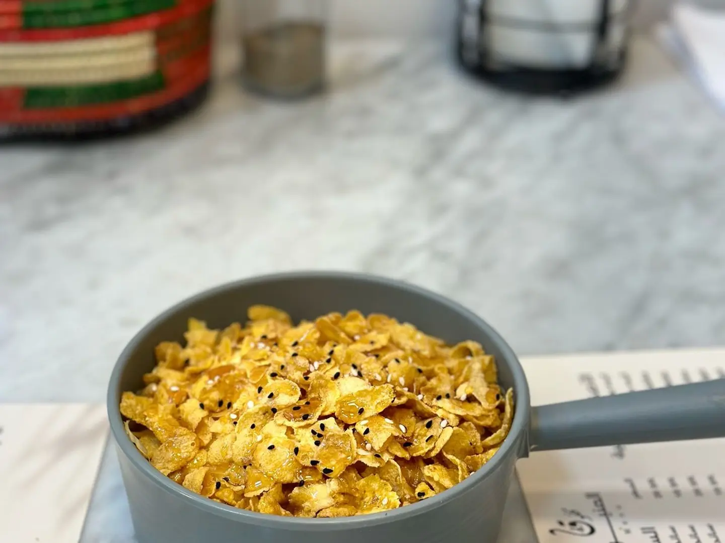 معصوب ملكي كورنفلكس