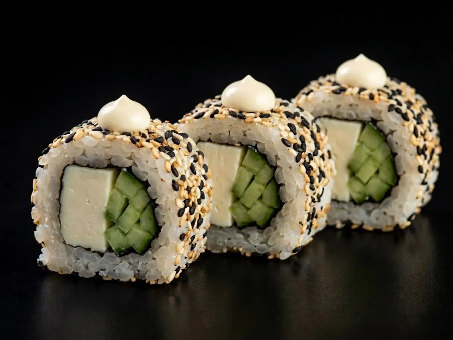 Vegan Sushi Halloumi