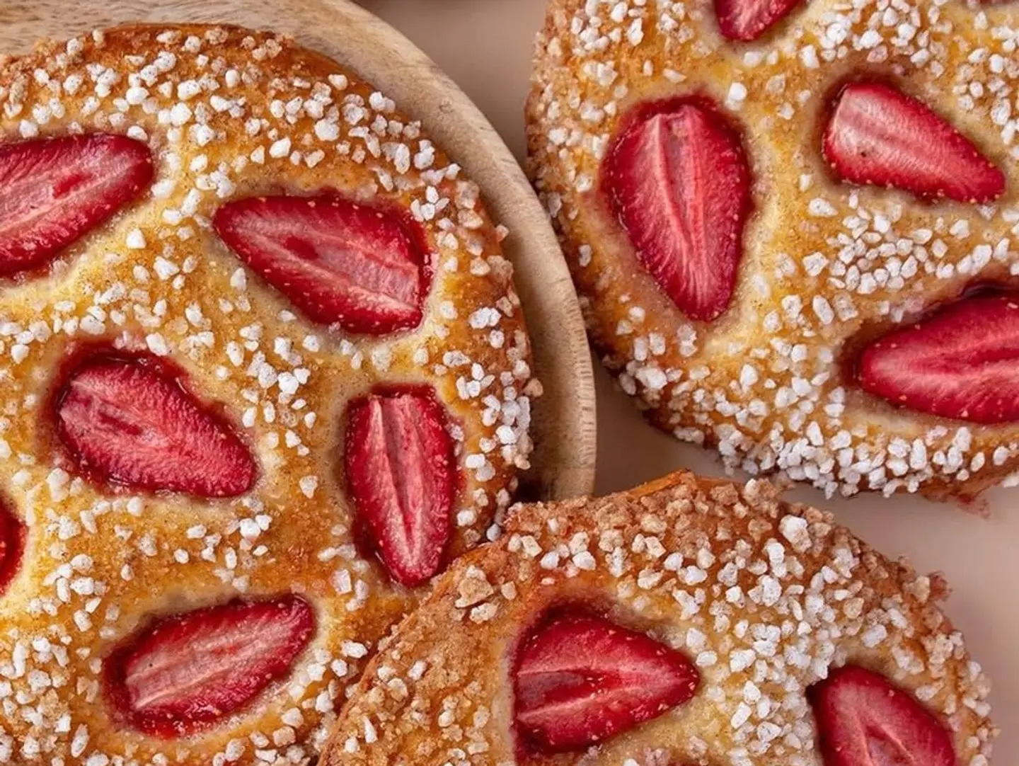 Bressane (Strawberry)