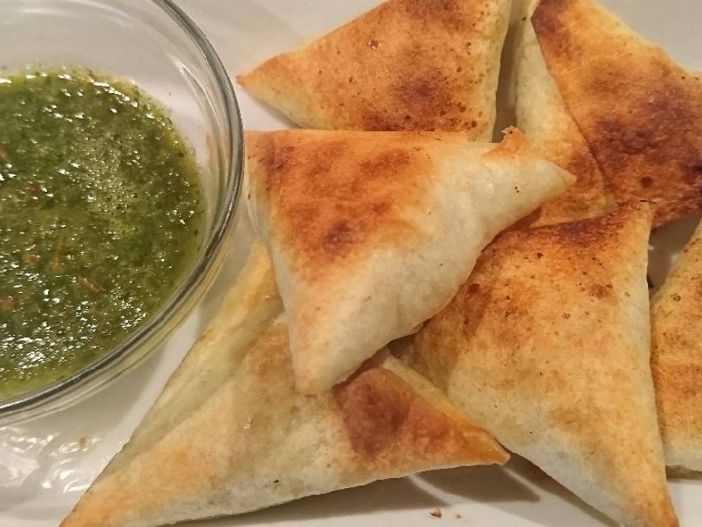 سمبوسة جبنة تشدر