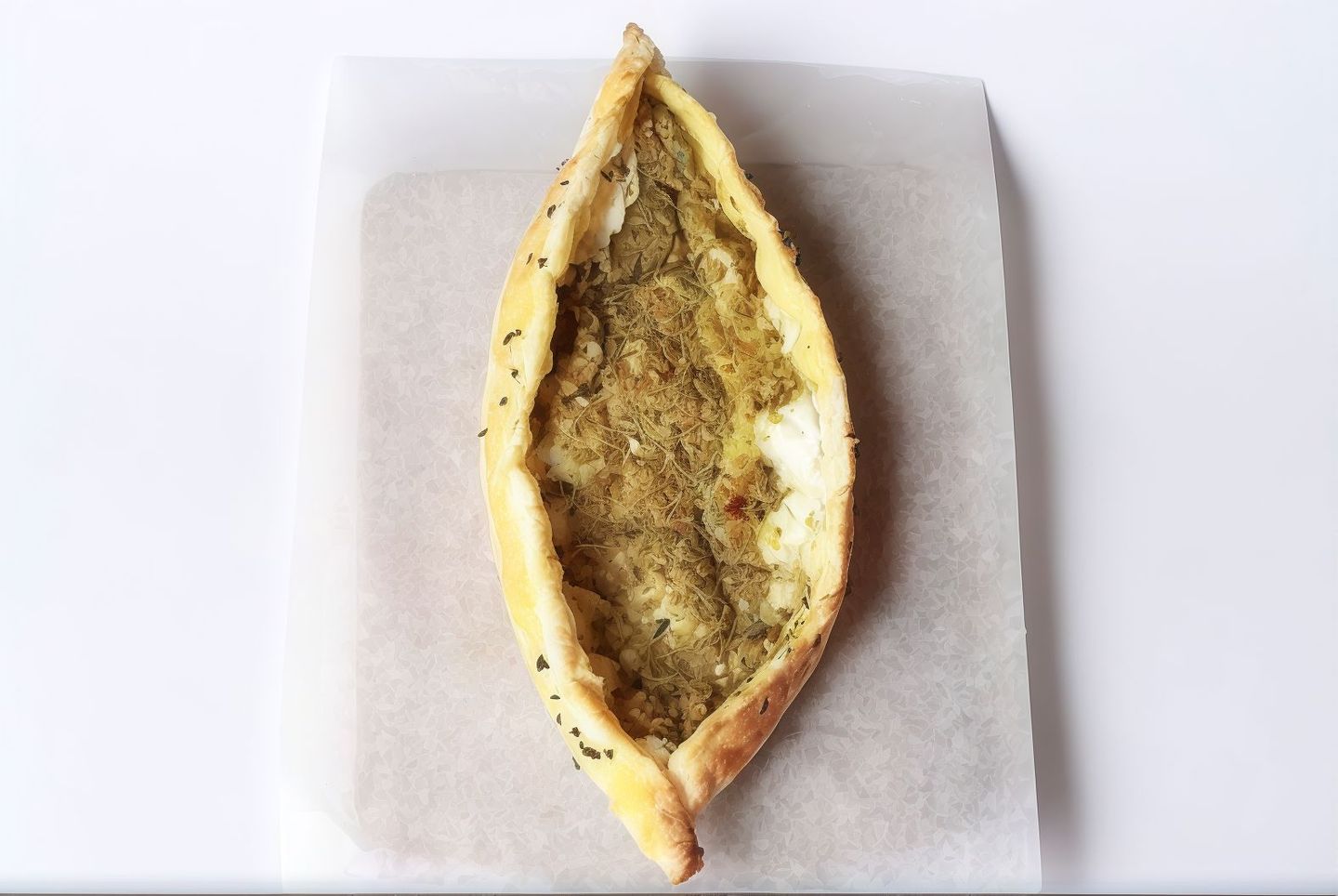 فطيرة لبنة بالزعتر