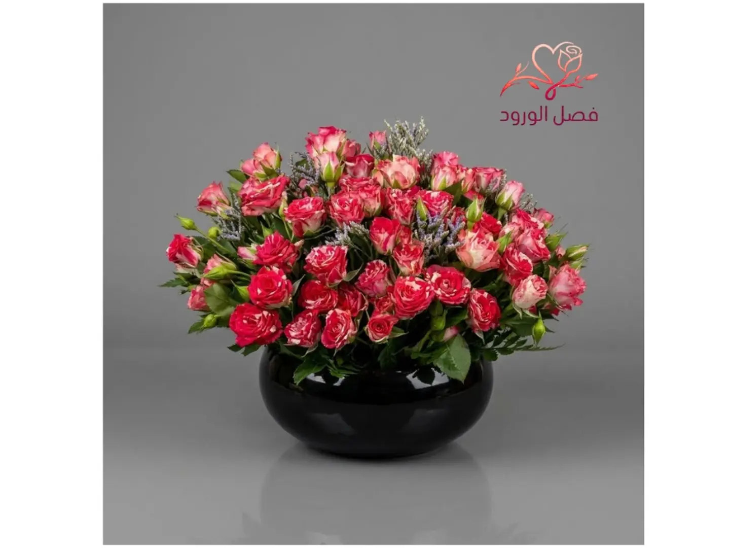 Elegance Vase With Natural Roses