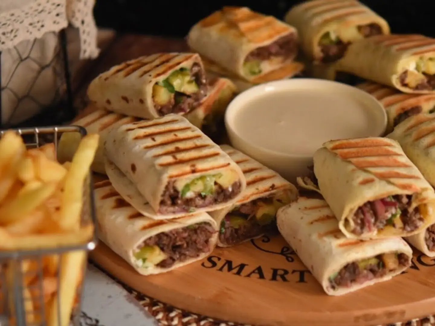Arabic Mixed Chicken And Meat With Cheese