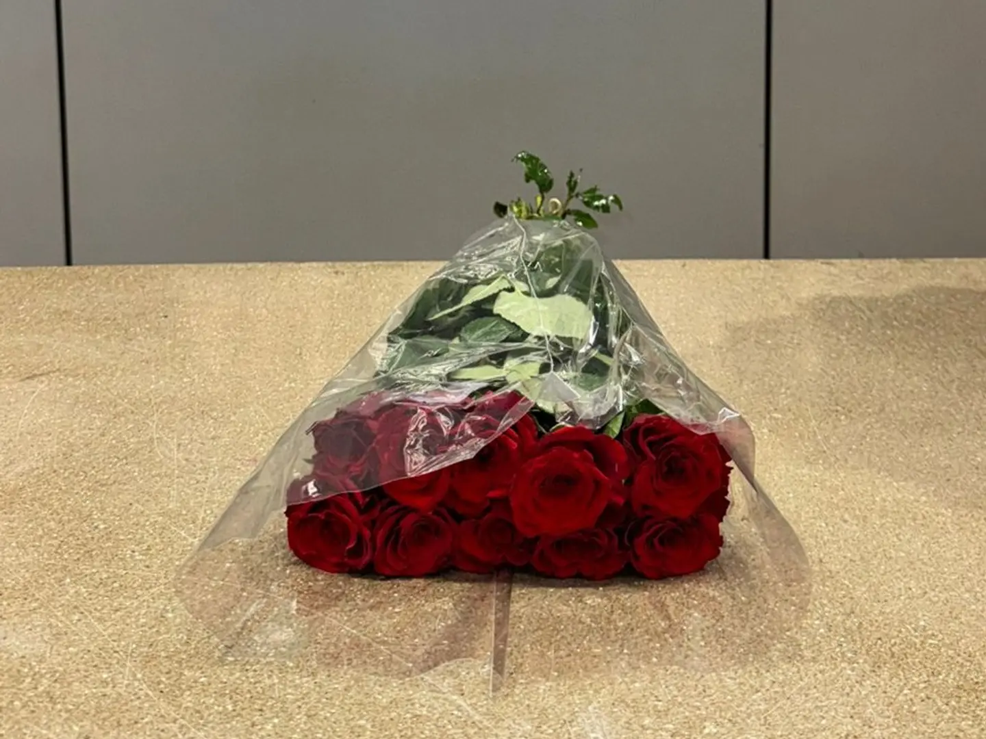 Wholesale Price Does Not Include Decoration