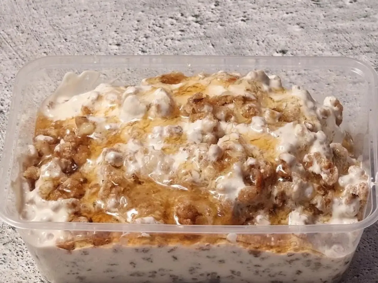 معصوب قشطه عسل